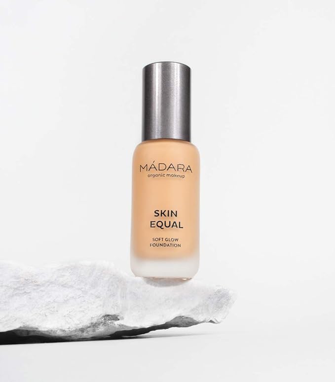 MÁDARA Organic Skincare | Skin Equal Soft Glow Foundation SPF15 Sand 40-30 ml, Mineral foundation with hyaluronic acid, Buildable medium coverage, Dewy foundation, Vegan, COSMOS natural certified-Velvo Beauty