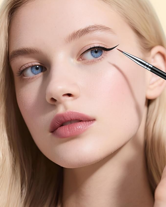 Eyeliner Brush Ultra Fine Point Premium Gel Eyeliner Brush Nylon Bristles Professional Makeup Tools for Lquid Powder And Paste Black (E819)-Velvo Beauty