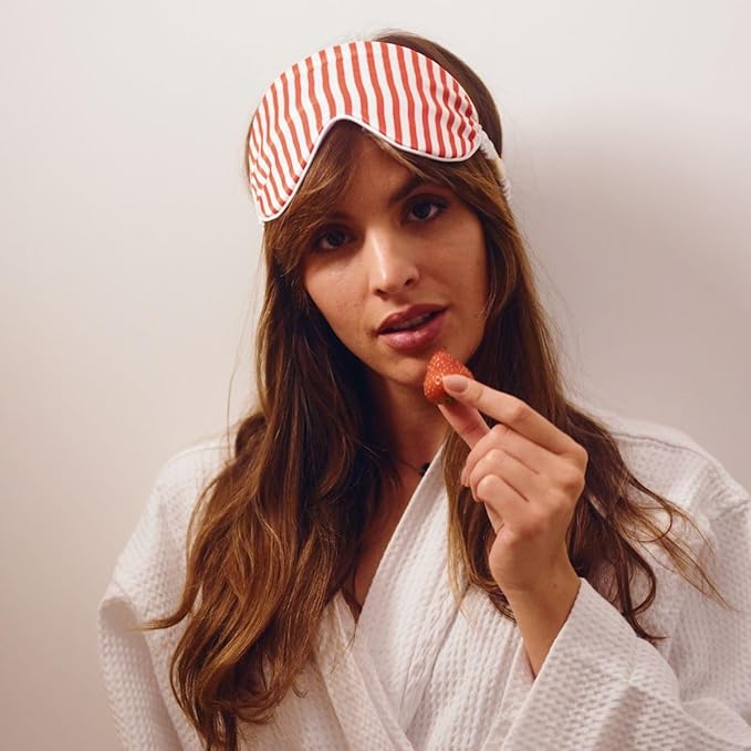 SMUG Satin Sleep Mask & Eye Mask | Travel Sleep Masks for Women & Men | Soft Sleeping Eye Mask to Nourish Skin & Reduce Dark Circles | Eye Sleep Mask Shades to Block Out Light | Candy Cane-Velvo Beauty