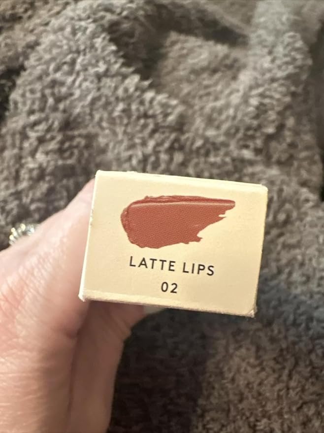 Fenty Beauty by Rihanna Pro Kiss'r Luscious Lip Balm Latte Lips-Velvo Beauty