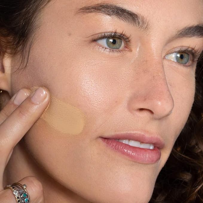 ILIA - True Skin Serum Foundation | Non-comedogenic, Cruelty-Free, Vegan, Weightless Feel, Buildable Coverage, Safe For Sensitive Skin (Salina SF5)-Velvo Beauty