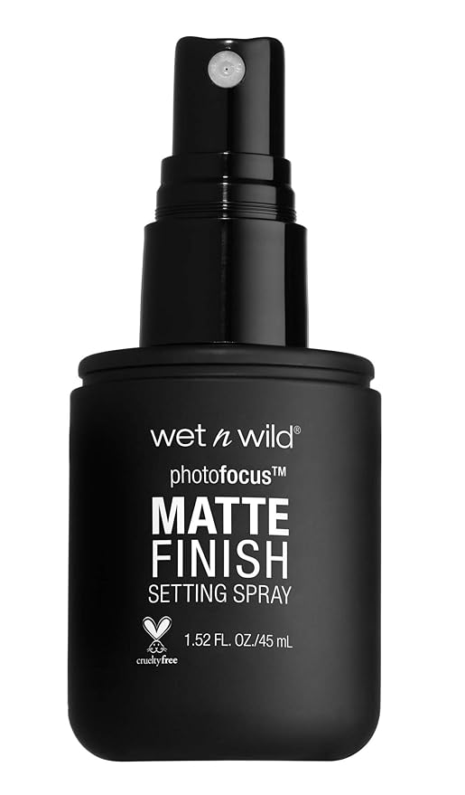 wet n wild Photo Focus Setting Mist, Up to 24HR Wear, Lightweight & Nourishing Aloe Formula Suitable for All Skin Types, Cruelty-Free & Vegan - Matte Appeal-Velvo Beauty