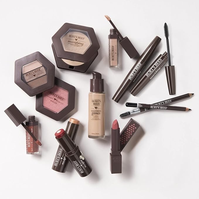 Burt's Bees Goodness Glows Liquid Makeup, Pecan - 1.0 Ounce-Velvo Beauty