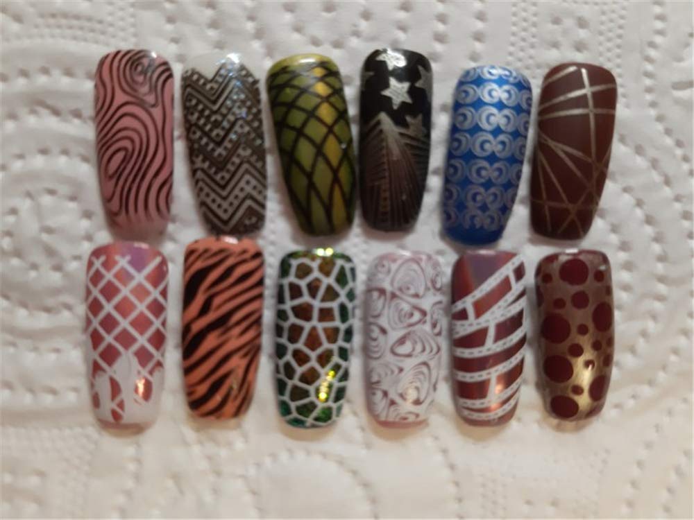 2pcs 9.5x14.5cm Nail Stamping Plates Geometry Skull Series Nail Art Stamp Templates Stencils Design Polish Manicure Stripe Dot Love Image Painting Nail Plate-Velvo Beauty