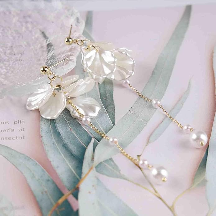 Vintage Pearl Flower Drop Earrings Long Pearl Chain Earrings Gold Pearl Tassel Earrings White Flower Dangle Earrings Jewelry for Women-Velvo Beauty