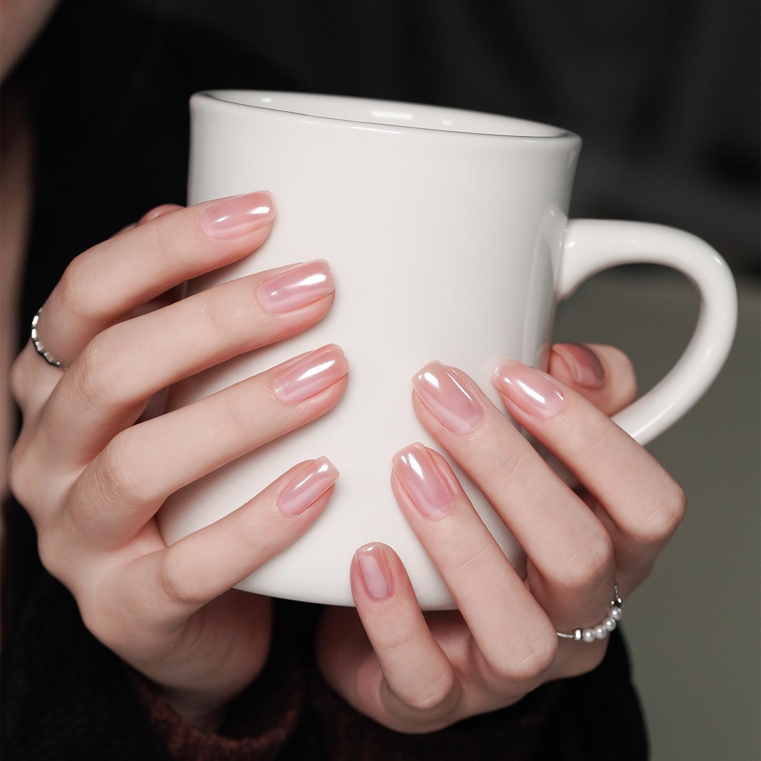 GAOY White Pearl Chrome Nail Powder, Mirror Effect Shimmer Glitter Pigment Mermaid Aurora Nail Art Decorations, Lustrous White-Velvo Beauty