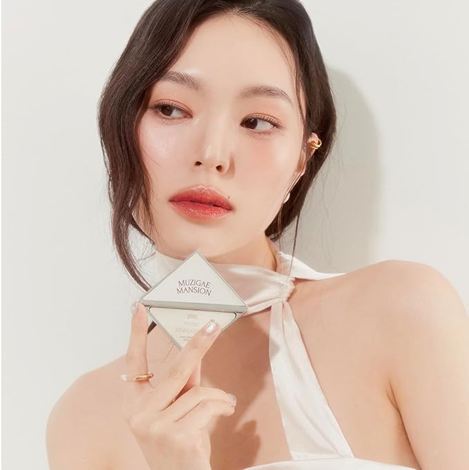 MUZIGAE MANSION FITTING HIGHLIGHTER Vegan Powder Lightweight, Smooth, Blendable, Face Enhancing Makeup Color (Goergeous)-Velvo Beauty