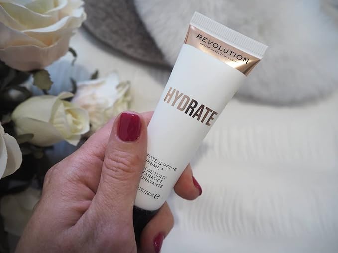 Makeup Revolution Hydrate Primer, Water-Based Primer with Vitamin E & Hyaluronic Acid, Lightweight Formula, Vegan & Cruelty-Free, 0.95 Fl Oz-Velvo Beauty