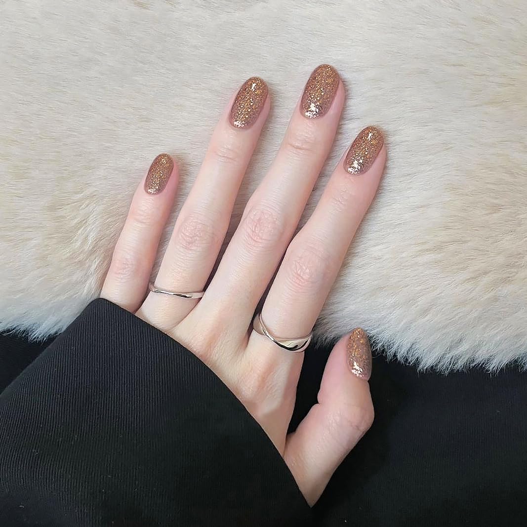 Nail Polish Strips, 32PCS Salon Quality Wraps, Long Lasting Gel Nail Stickers for Women Easy Apply& Remove (Dazzling Gold)-Velvo Beauty