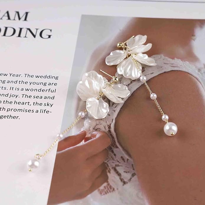 Vintage Pearl Flower Drop Earrings Long Pearl Chain Earrings Gold Pearl Tassel Earrings White Flower Dangle Earrings Jewelry for Women-Velvo Beauty