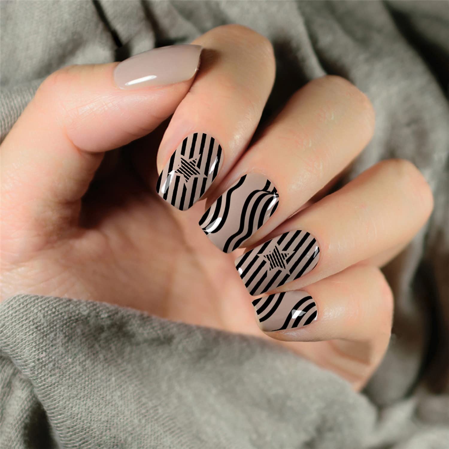 4th of July Nail Art Stamping Plates American Flag Designs Nail Stamp Templates DIY Stainless Steel Star Nail Image Polish Template Manicure Accessories for Women and Girls-Velvo Beauty