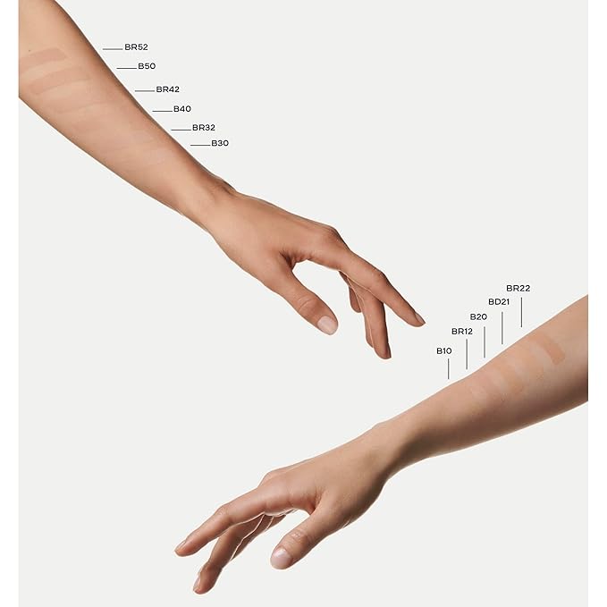 Chanel Vitalumiere Aqua Ultra Light Skin Perfecting Makeup SPF 15-30 ml, No.40 Beige-Velvo Beauty