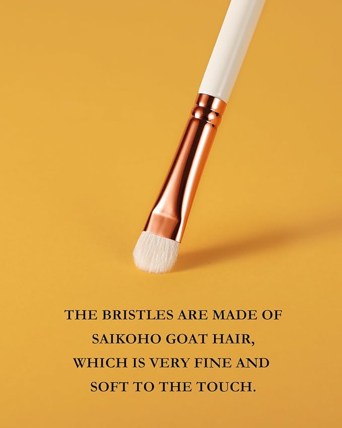Eyeshadow Brush, EIGSHOWBEAUTY Professional Eye Shadow Brush with Saikoho Goat Hair, Premium Eye Makeup Brush For Blending, Smudging, Shading (E831)-Velvo Beauty