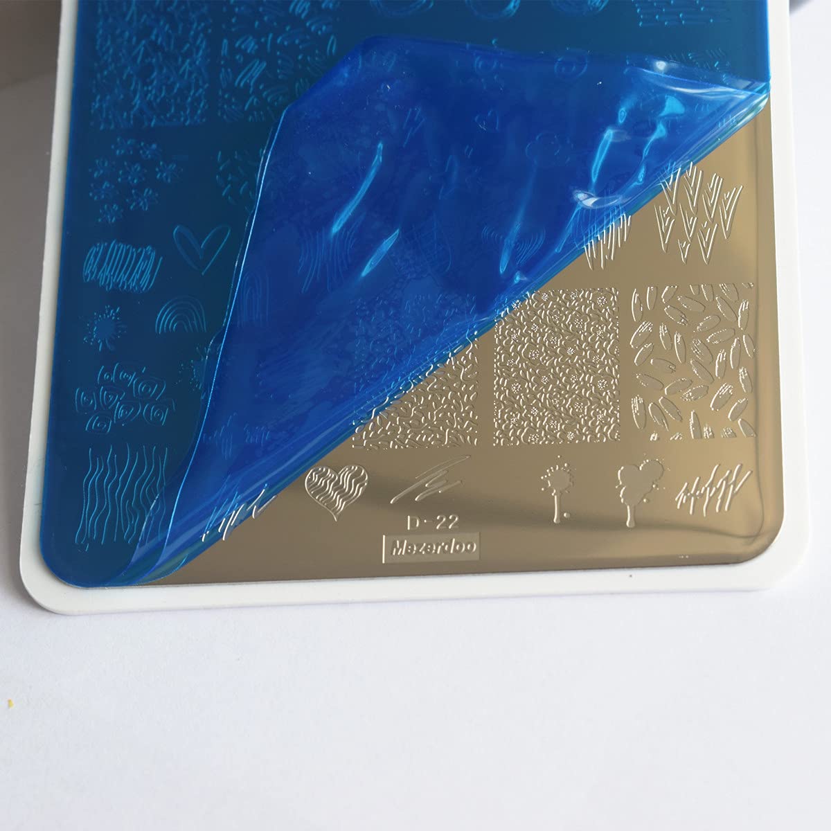 Abstract Lady Face Pattern Nail Stamping Plates Set 2pcs Flower Leaf Graffiti Fun Nail Stamper Plate Figure Rose Star Heart Nail Stamp Plates Geometry Graffiti Striped Nails Art Template Plates Mold-Velvo Beauty