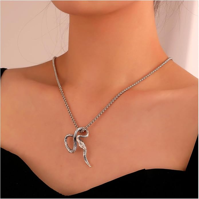 Vintage Snake Pendant Necklace Punk Snake Necklace Serpent Choker Necklace Silver Box Chain Necklace Jewelry for Women-Velvo Beauty