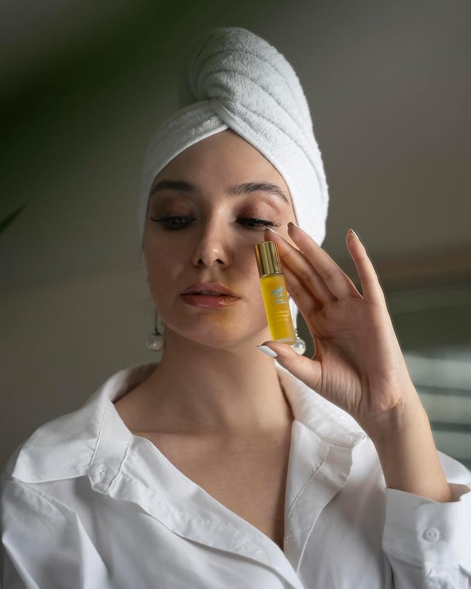 Monarch Kiss Lip Treatment | Ultra-nourishing Lip Treatment Protects Lips Overnight, Removes Dry Flakes And Improves Dry Lips. For All Skin Types. (10ml)-Velvo Beauty