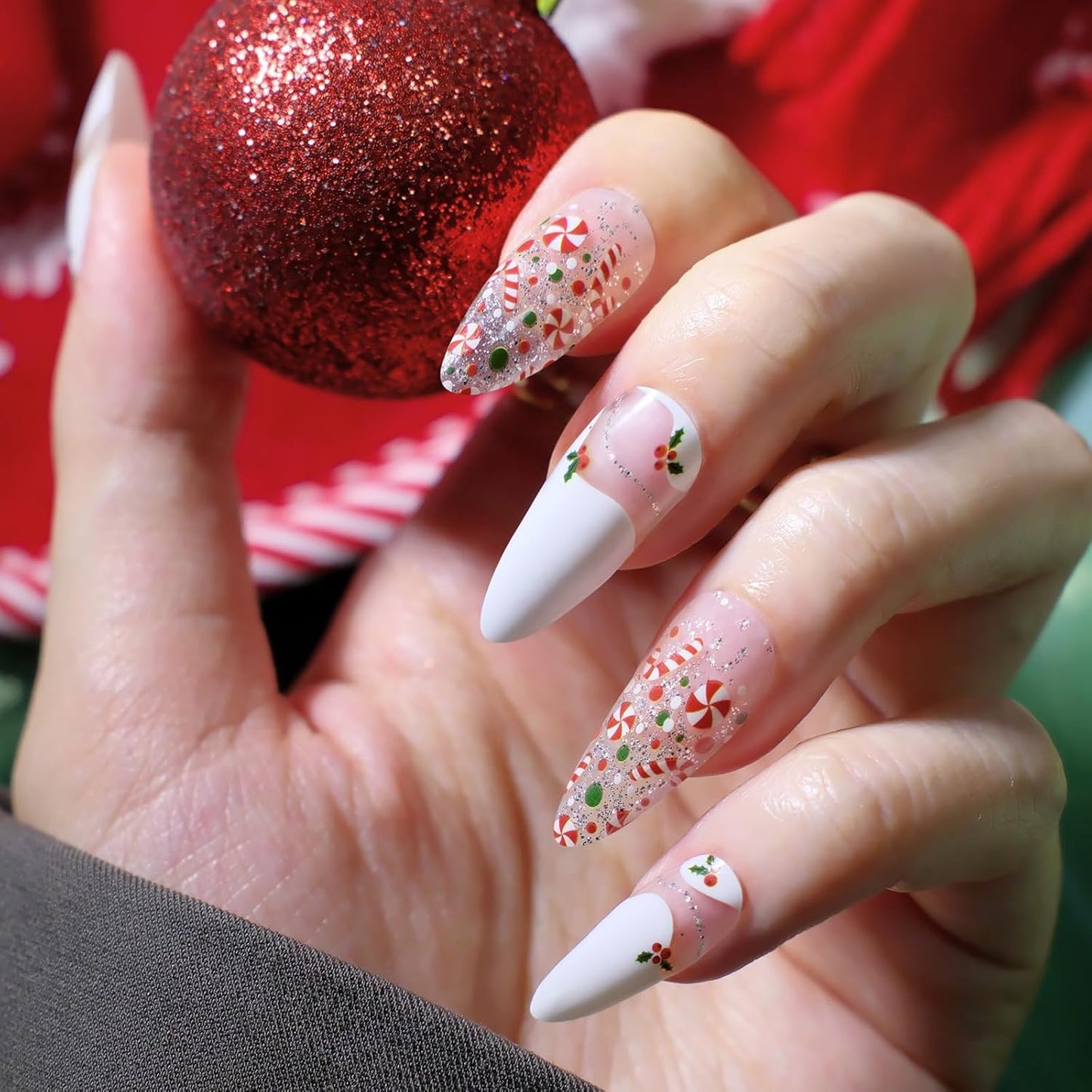 Nail Polish Strips, 32PCS Salon Quality Wraps, Long Lasting Gel Nail Stickers for Women Easy Apply& Remove (Merry Christmas)-Velvo Beauty