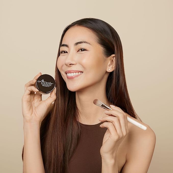 Monika Blunder Beauty - Blunder Cover Foundation, Concealer - Shade: 1.5 - Eins.5 - Very Fair, Yellow Undertones - Clean Beauty, All-In-One, Cruelty-Free, Vegan - 0.62 oz-Velvo Beauty