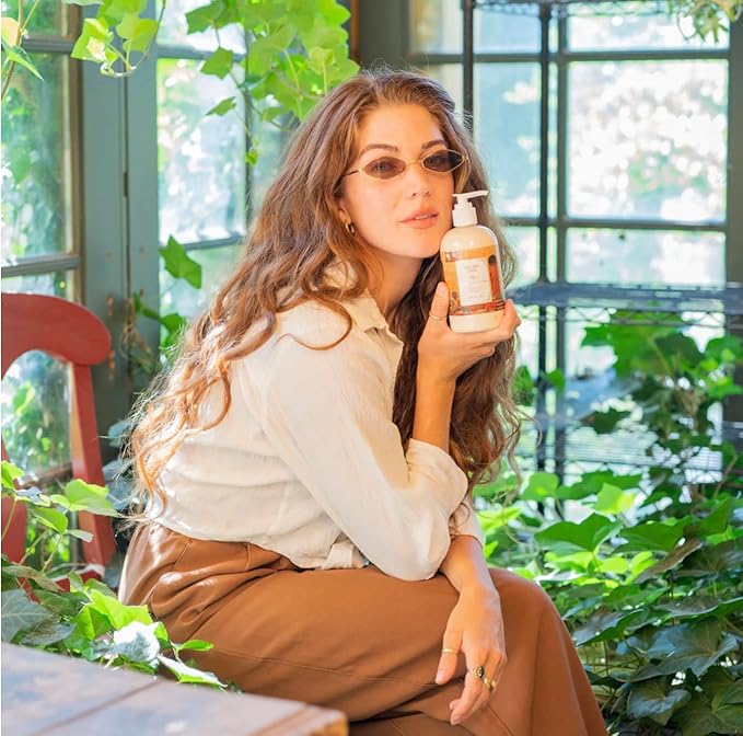 Camille Beckman Essentials Gift Basket, Tuscan Honey, Glycerine Hand Therapy 6 oz, Silky Body Cream 13 oz, Hand and Shower Cleansing Gel 13 oz, Glycerine Soap 3.5 oz-Velvo Beauty