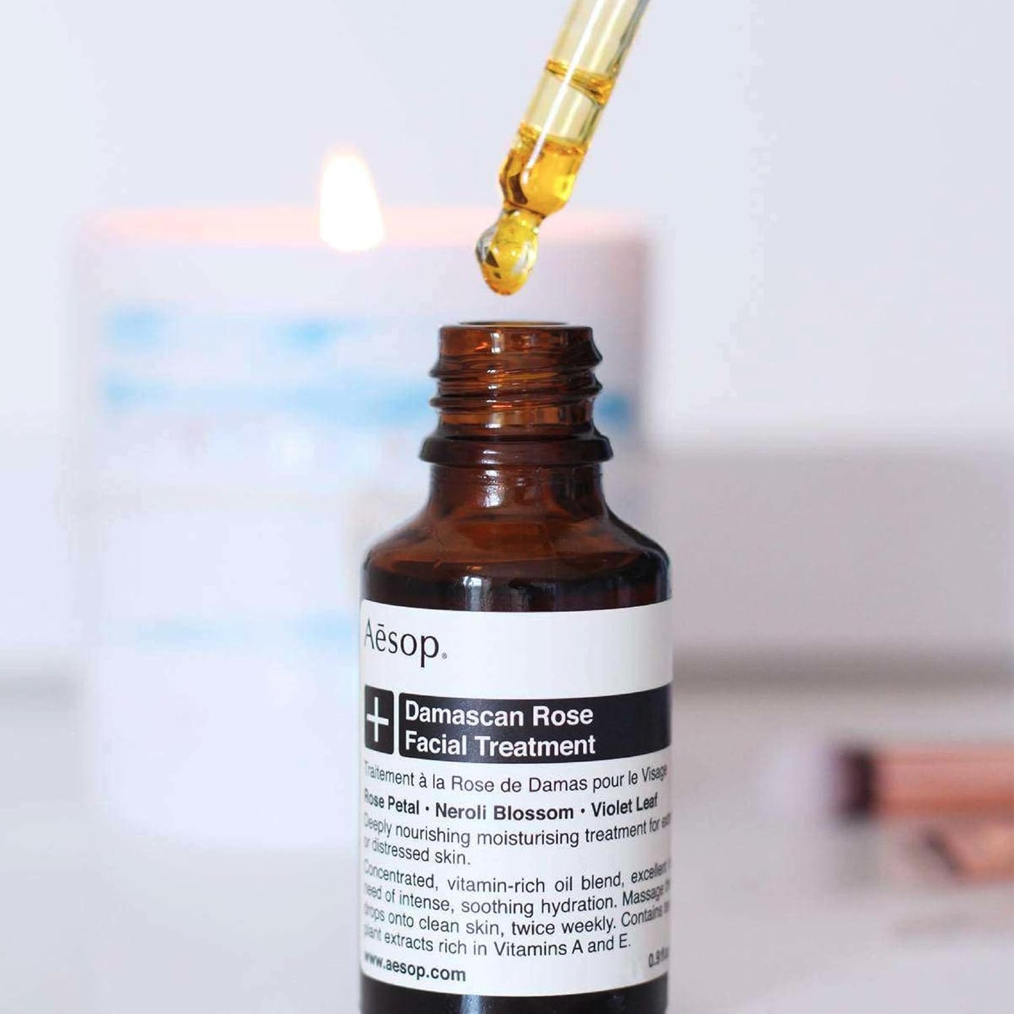 Aesop Damascan Rose Facial Treatment Oil | Hydrating Face Oil with Rose Petal, Neroli Blossom & Violet Leaf | Nourishing Vitamins & Fatty Acids for Dry, Distressed Skin | 0.8 fl oz-Velvo Beauty