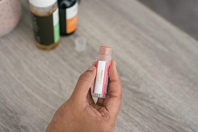 Mambino Organics Kissable Lip Balm, Moisturizing Glossy Vegan Lips, Juicy Red Grapefruit, 7 g-Velvo Beauty