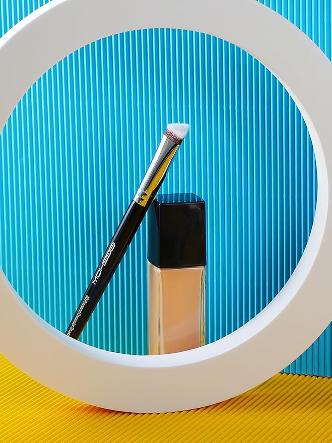 EIGSHOW Concealer Brush Under Eye, Small Triangle Brushes for Precise Coverage Dark Circles Blemishes Acne, Blending Cream and Liquid (F658)-Velvo Beauty