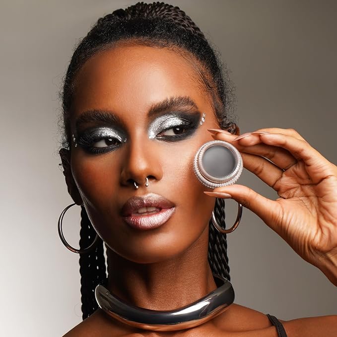 Oulac Matte Eyeshadow - Black Matte Finish Blendable Smokey Eye, Waterproof & Longwear Up to 12H Intense Color for Halloween Makeup, Goth Makeup-Velvo Beauty