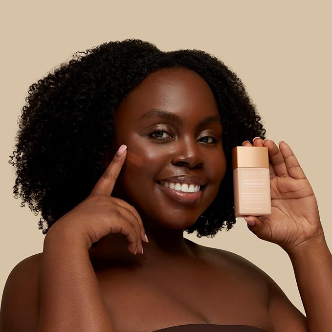 Sigma Beauty Skin Perfector – Hydrating Skin Tint Foundation for Lightweight, Buildable Coverage, With Hyaluronic Acid, Niacinamide Serum, and More (6 Dark Rich Tint, 1.12oz)-Velvo Beauty
