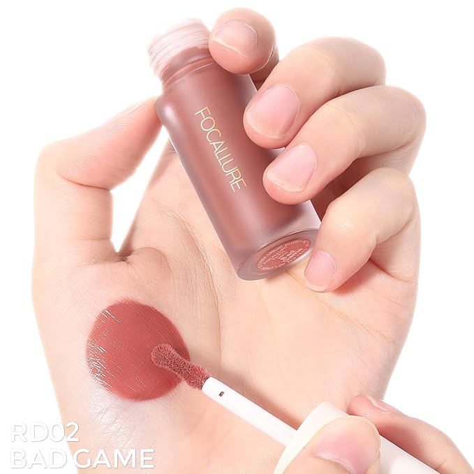 FOCALLURE Silky Cream Liquid Blush,Leaving a Matte Dewy Makeup Look,Easy to Apply and Create a Natural Flush,Long Lasting and Lightweight Cheek Blush Face Makeup,BAD GAME-Velvo Beauty