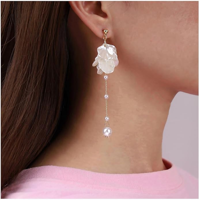 Vintage Pearl Flower Drop Earrings Long Pearl Chain Earrings Gold Pearl Tassel Earrings White Flower Dangle Earrings Jewelry for Women-Velvo Beauty