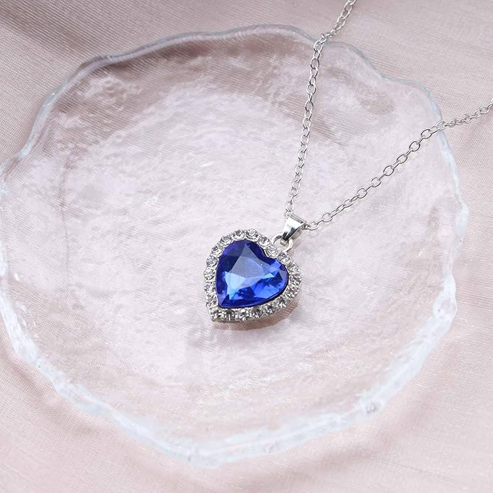 Vintage Crystal Sapphire Necklace Rhinestone Heart Sapphire Pendant Necklace Blue Sapphire Choker Necklace Silver Cz Heart Necklace Jewelry for Women-Velvo Beauty
