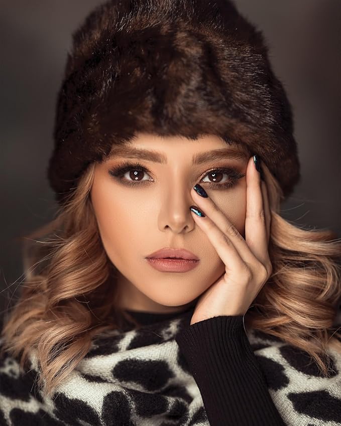 French Girl Le Lip Tint - Moisturizing & Hydrating Lip Balm for Sheer, Buildable Coverage & Shine, Clean Formula, Organic Ingredients, Vegan & Cruelty-Free-Velvo Beauty