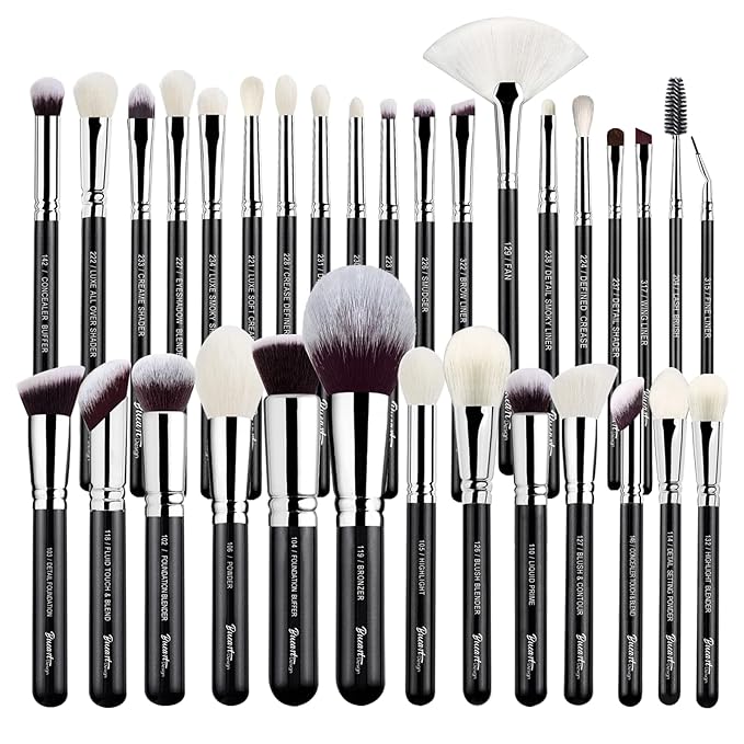 Pro makeup Artist Brushes Set 32Pcs Luxury Goat Hair Horse hair Makeup Brush Set eye and face brushes for every possibility By Bueart Design-Velvo Beauty