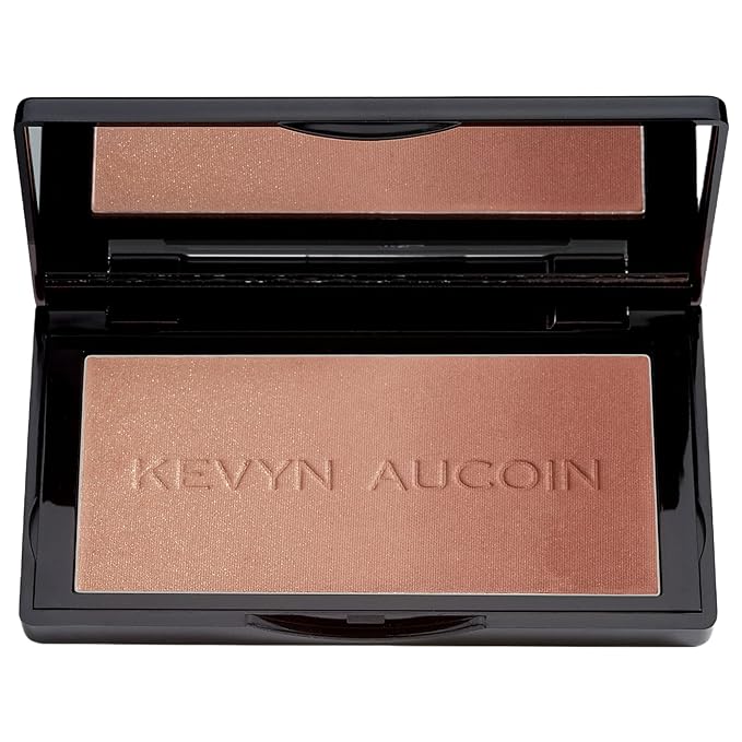 Kevyn Aucoin The Neo-Bronzer, Sundown Deep: 3 in 1 makeup palette. Highlighter, blush & bronzer in one smooth gradient makeup compact. Shimmer & matte in light, medium & deep. Sun-kissed to bronzed.-Velvo Beauty