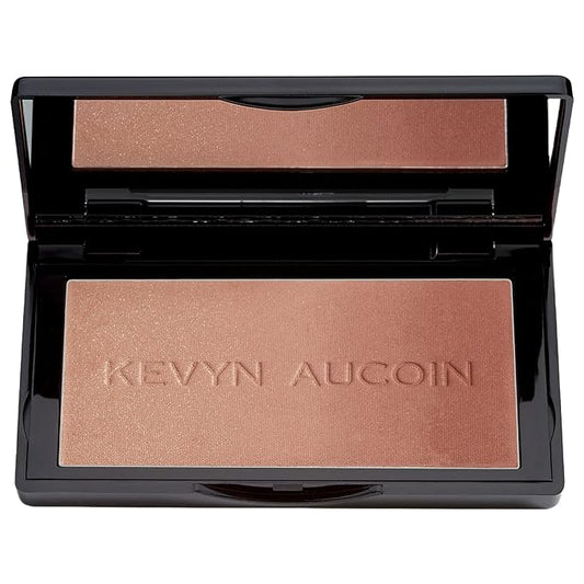 Kevyn Aucoin The Neo-Bronzer, Sundown Deep: 3 in 1 makeup palette. Highlighter, blush & bronzer in one smooth gradient makeup compact. Shimmer & matte in light, medium & deep. Sun-kissed to bronzed.-Velvo Beauty