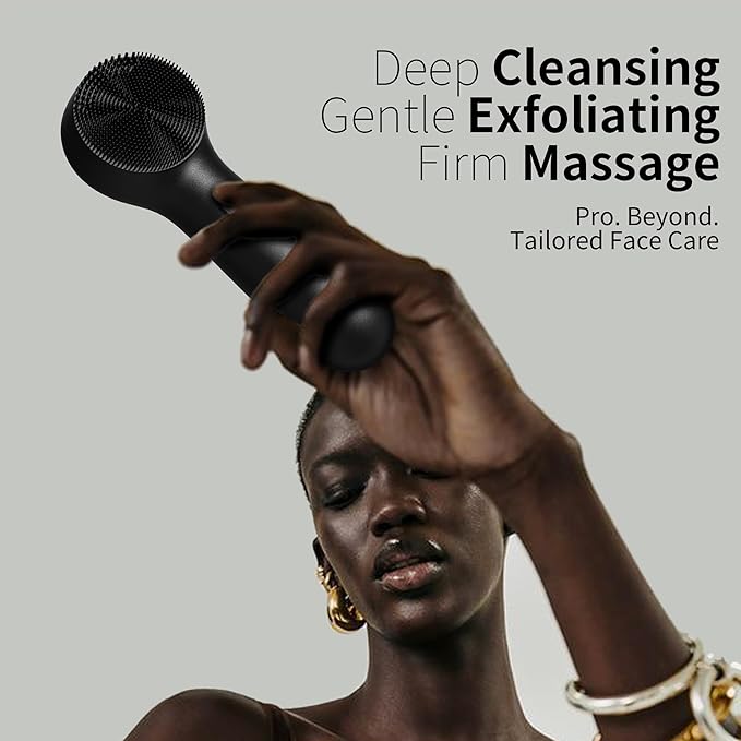 Silicone Face Scrubber, NågraCoola CLIE 2.0 Facial Cleansing Brush, Rechargeable, Waterproof Face Scrub Brush for Cleansing, Exfoliating, Massaging, Electric Facial Exfoliator for Women & Men - Black-Velvo Beauty