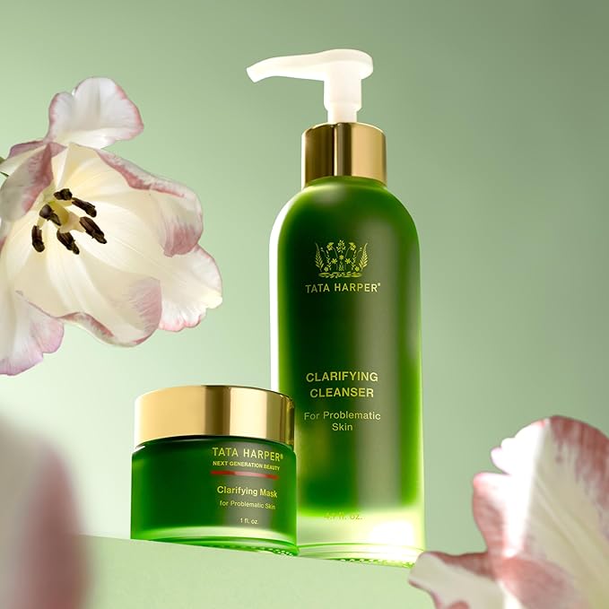 Tata Harper Clarifying Mask, BHA Face Mask for Blemishes, Exfoliating Face Mask with AHA's, Natural Skincare, 30ml-Velvo Beauty