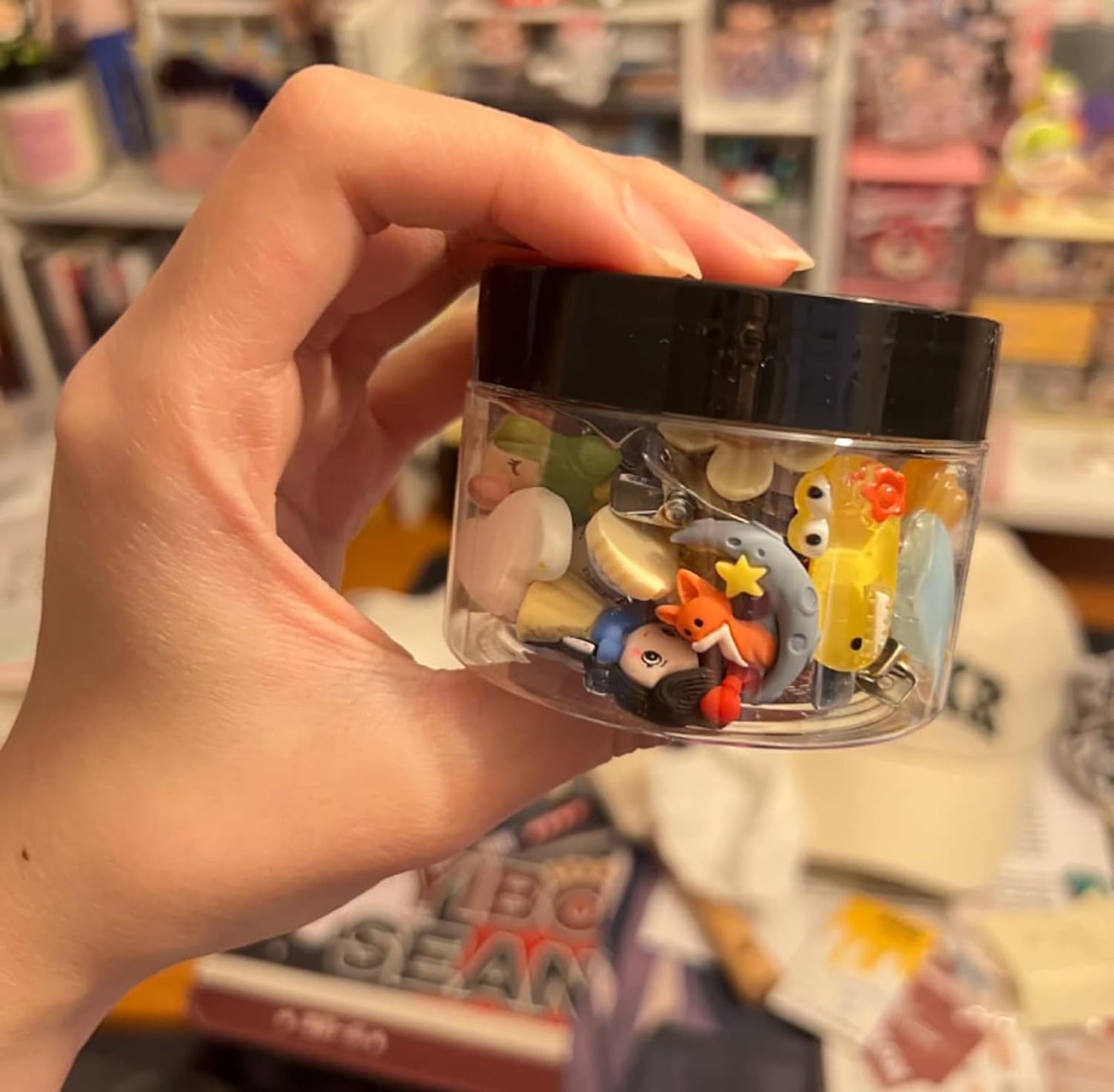 50 Pieces 2oz Plastic Jars with Lids Clear Round Cosmetic Container Empty Storage Jars for Makeup,Jewelry,Samples,Travel Storage-Velvo Beauty