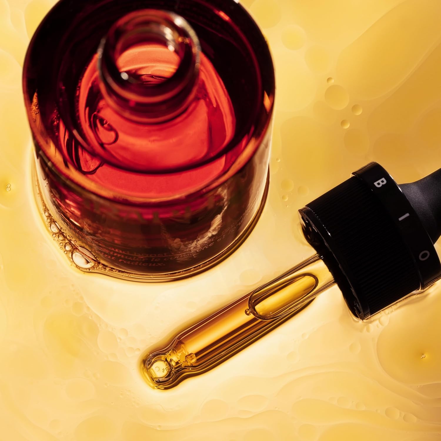 Face Oil Glow Beauty Treatment, 30ml. Anti-Aging Jojoba, Collagen Boosting Vitamin E, Hydrating Rosehip. All Skin Types. Organic Vegan Facial Oil for Women Rejuvinating Skincare & Face Moisturizer-Velvo Beauty