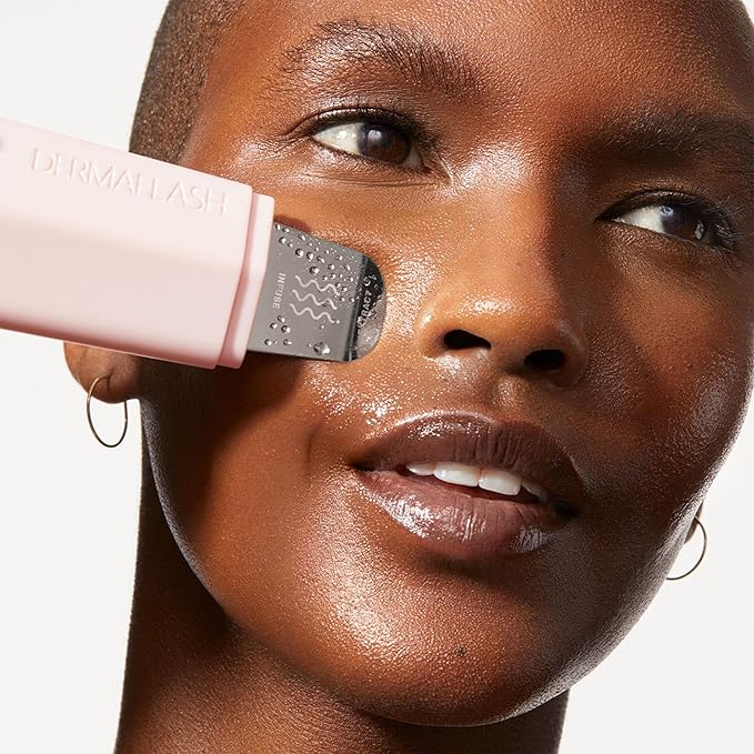 DERMAFLASH DERMAPORE+™ Ultrasonic 2-in-1 Pore Extractor and Serum Infuser, Blush-Velvo Beauty