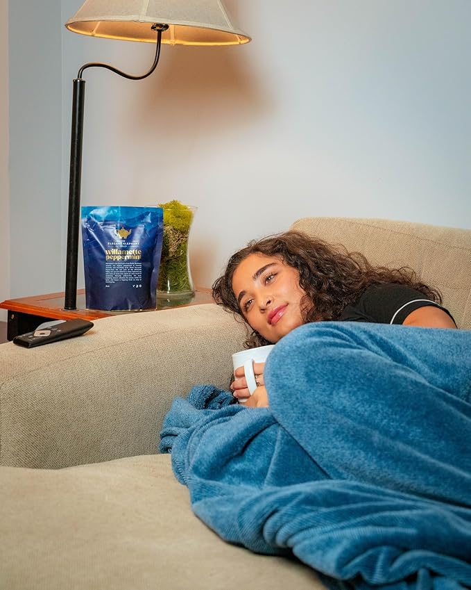 Willamette Peppermint Tea, Organic Loose Leaf Mint Herbal Tea – Soothing, Caffeine-Free – Refreshing Hot or Iced – 4 oz Resealable Bag (Makes 50 Cups) – The Elegant Elephant-Velvo Beauty