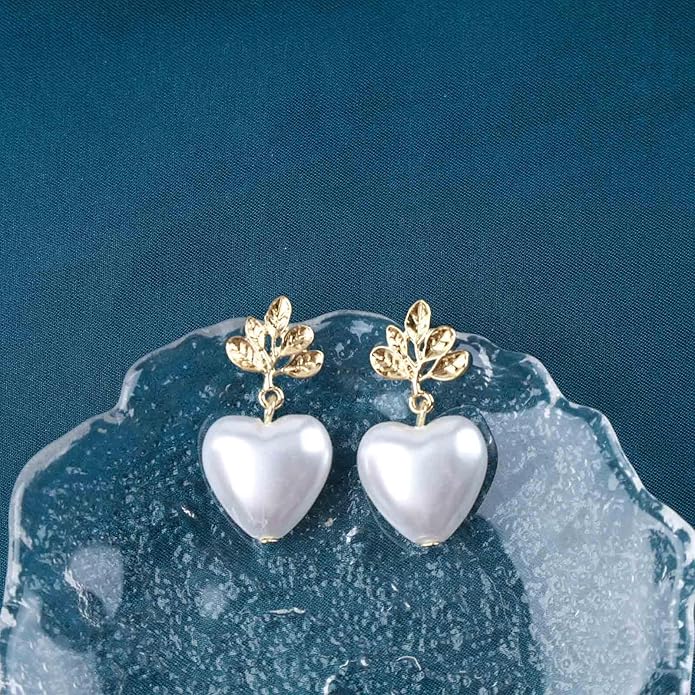 Vintage Pearl Heart Drop Earrings Gold Leaf Pearl Earrings White Pearl Heart Earrings Bridal Pearl Stud Earrings Jewelry for Women-Velvo Beauty