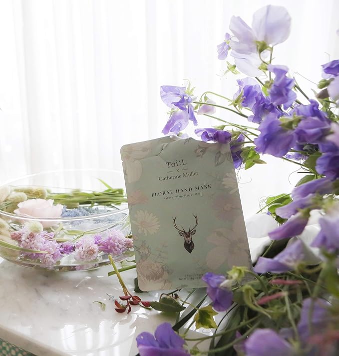 Catherine Muller Floral Hand Mask 8 Pairs, Moisturizing Gloves for Dry Hands with Elder Flower & CICA, Repairing and Nourishing Hand Care Treatment for Cracked, Rough, and Dry Skin-Velvo Beauty