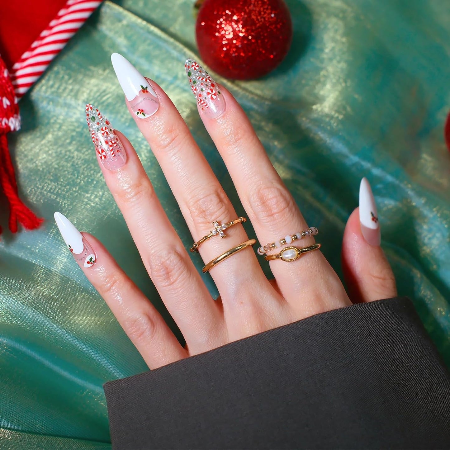 Nail Polish Strips, 32PCS Salon Quality Wraps, Long Lasting Gel Nail Stickers for Women Easy Apply& Remove (Merry Christmas)-Velvo Beauty