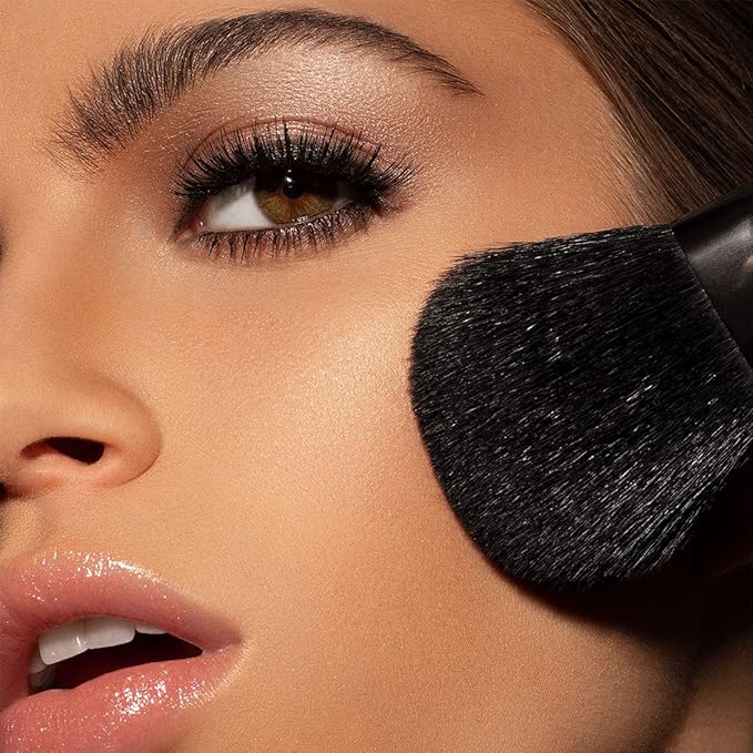 Kiko MILANO - Skin Trainer Cc Blur 04 Optical corrector that smoothes the skin and evens out the complexion and skin tone-Velvo Beauty