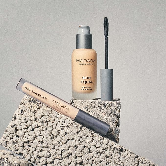 MÁDARA Organic Skincare | Skin Equal Soft Glow Foundation SPF15 ROSE IVORY 30-30ml, Mineral foundation with hyaluronic acid, Buildable medium coverage, Dewy foundation, Vegan, COSMOS certified-Velvo Beauty