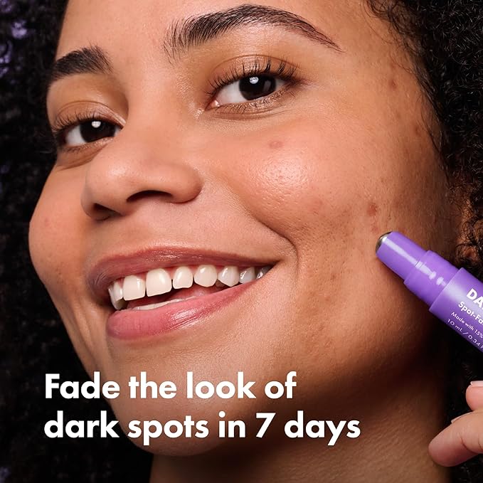 Hero Cosmetics Dark Spot Correct Spot-Fading 15% Vitamin C plus Hyaluronic Acid Serum. Improves the Look of Post Blemish Marks in 7 Days. Twist Applicator and Rollerball Tip for Easy Application. 10mL-Velvo Beauty
