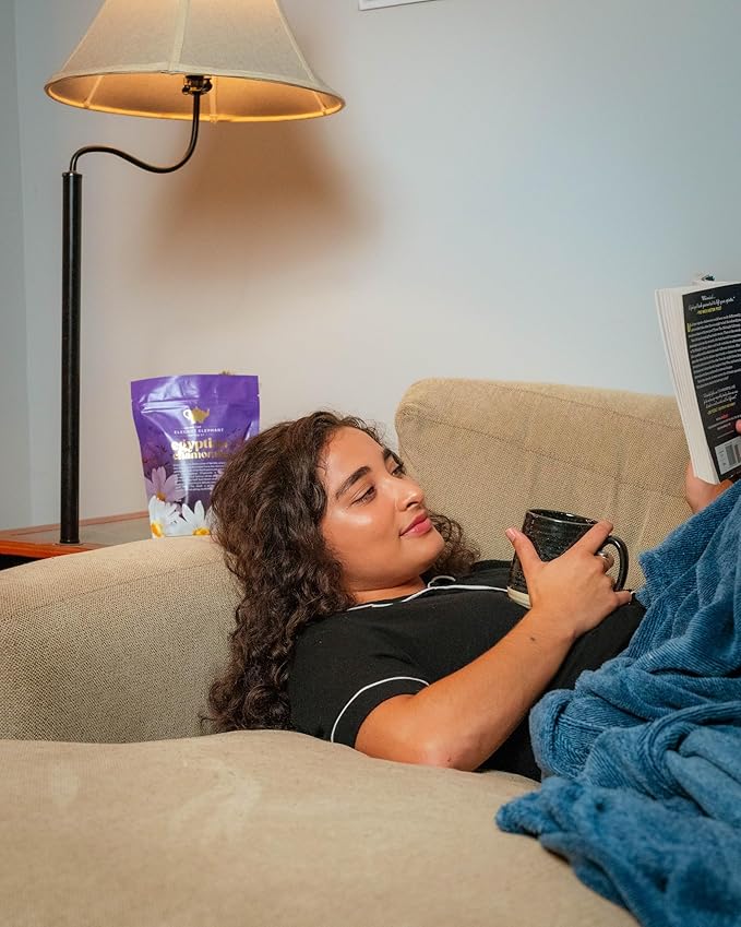 Egyptian Chamomile Tea, Organic Loose Leaf Herbal Tea – Cozy, Calming – Supports Stress Relief, Relaxation & Sleep – 4 oz Resealable Bag (Makes 50 Cups) – The Elegant Elephant-Velvo Beauty