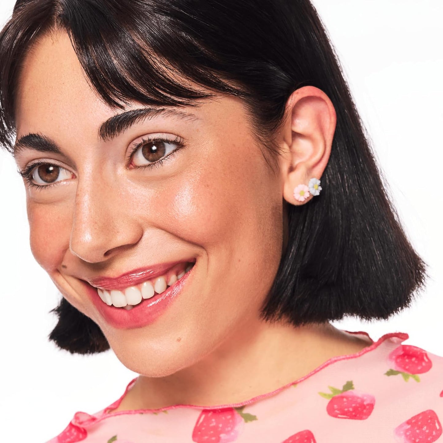 essence | Baby Got Bronze Liquid Bronzer | Lightweight, Buildable, Natural Finish with Sponge Applicator| Vegan & Cruelty Free (30 | Vacation Vibes)-Velvo Beauty