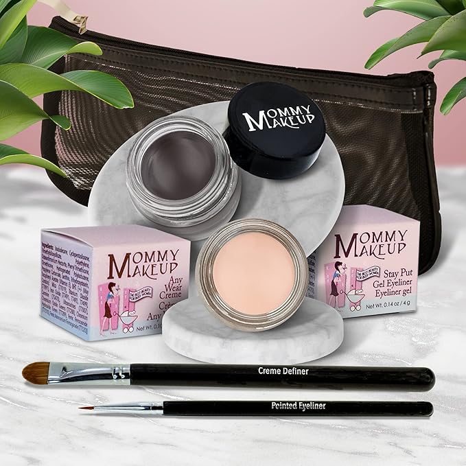 The Everlasting Eye 5 Piece Waterproof Makeup Set. Gel Eyeliner, Creme Eyeshadow, 2 brushes and Mesh Bag. Paraben-free, Talc-free, Cruelty-free. Brighten Up/Chocolate Kiss 2202-Velvo Beauty